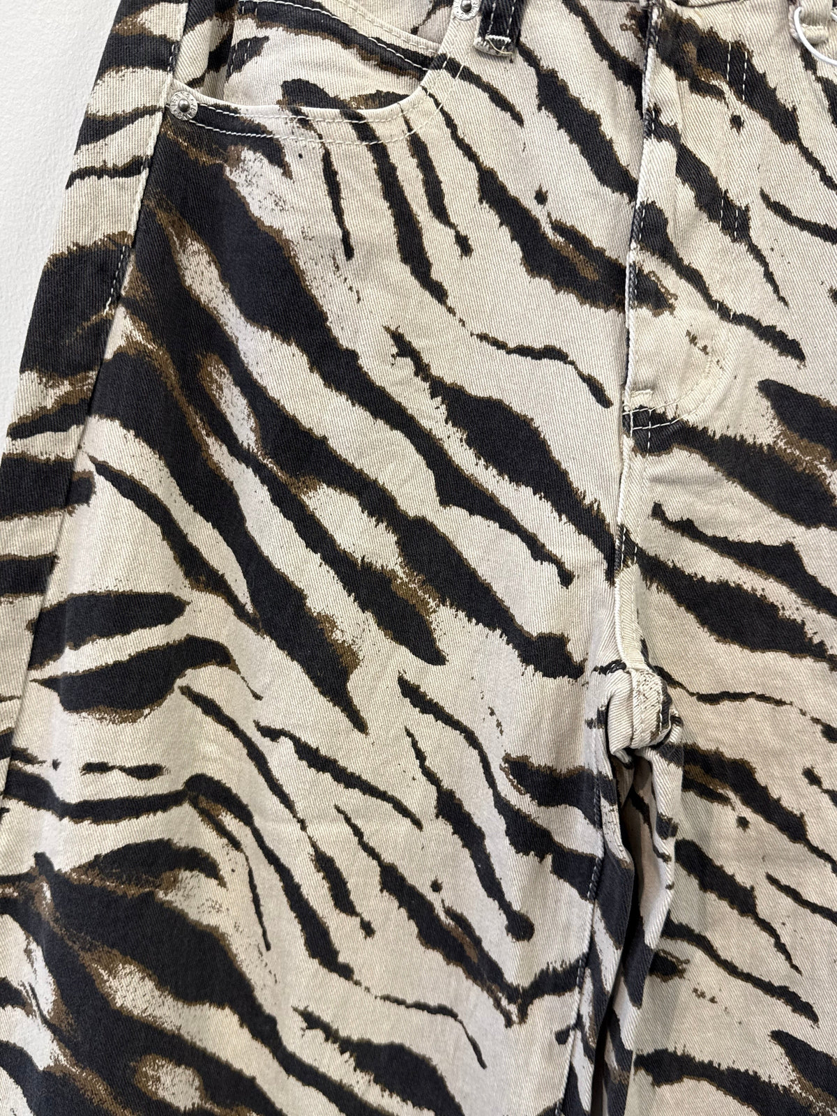 Laulia High Waist Balloon Jeans - Zebra - Kubanna