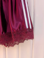 Not A Label Sporty Shorty - Bordeaux/White - Kubanna