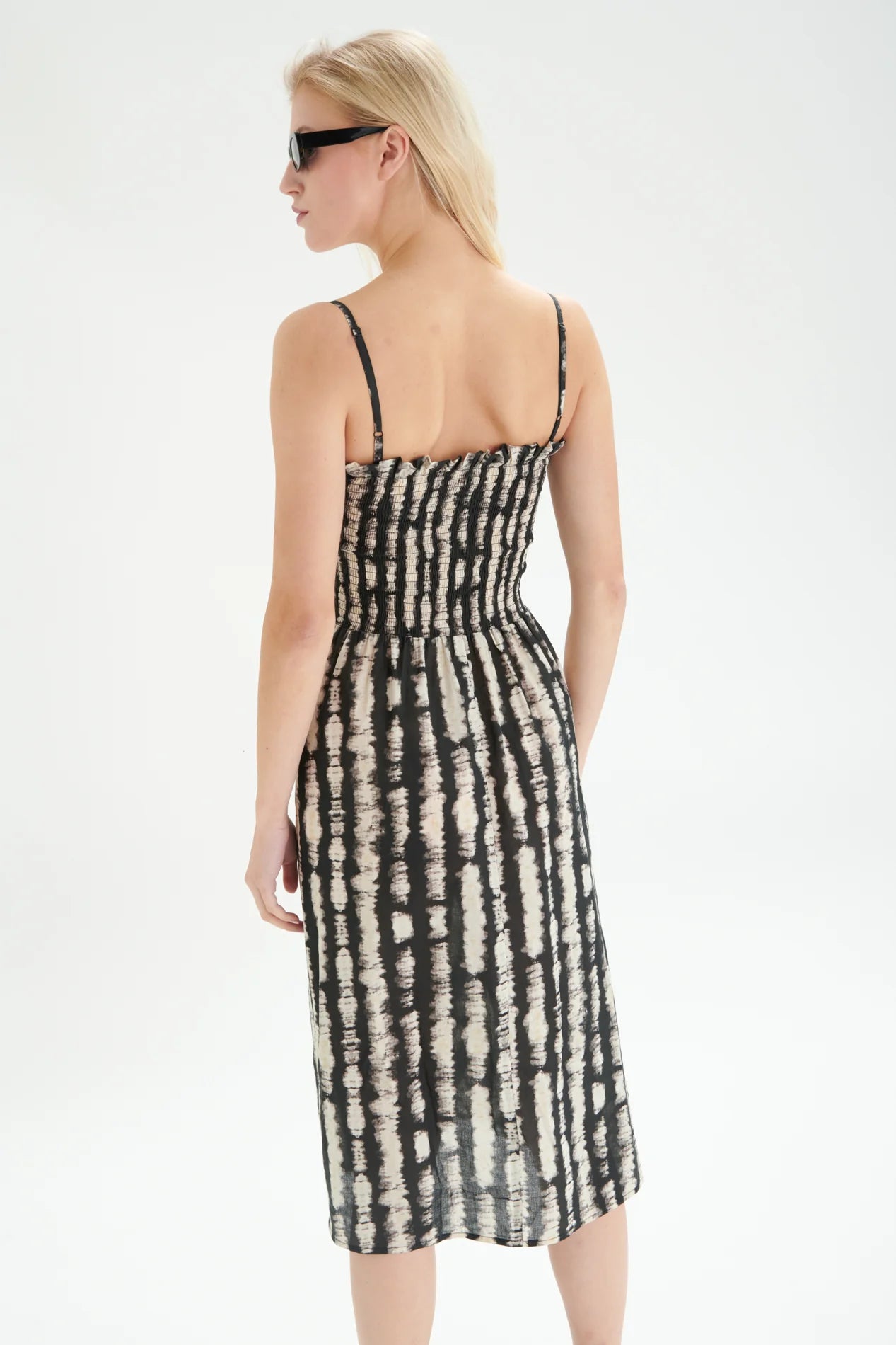 24 Colours Dress With Print - Black/White - Kubanna