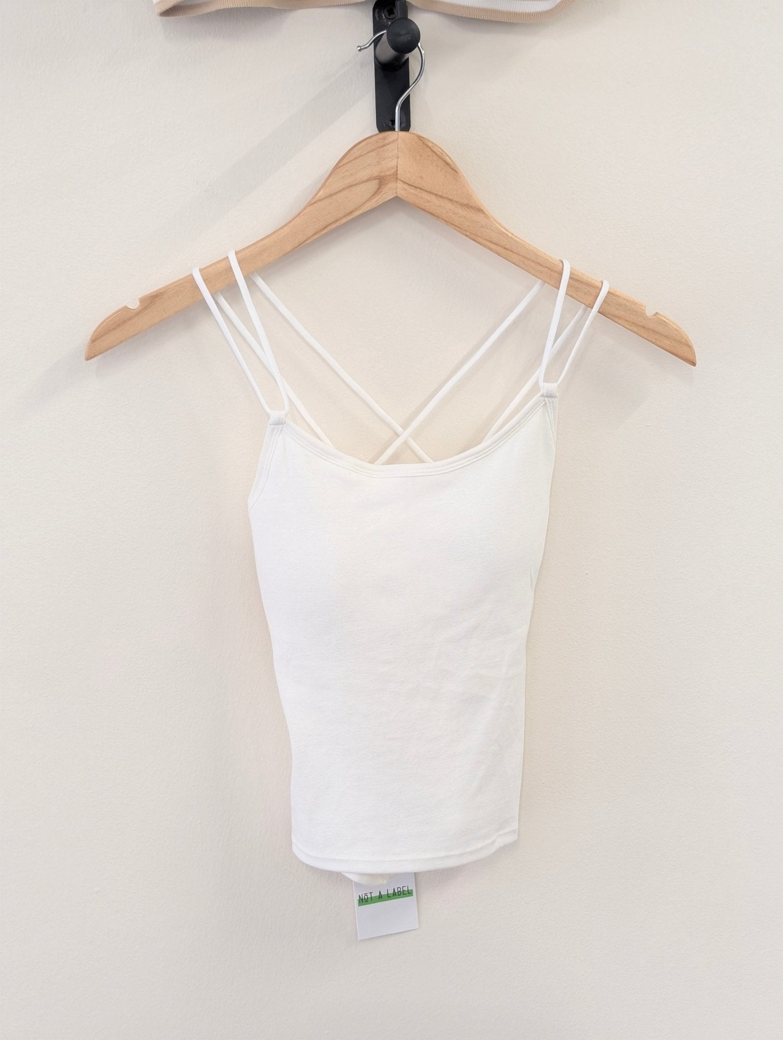 Not a label Rory singlet - White - Kubanna