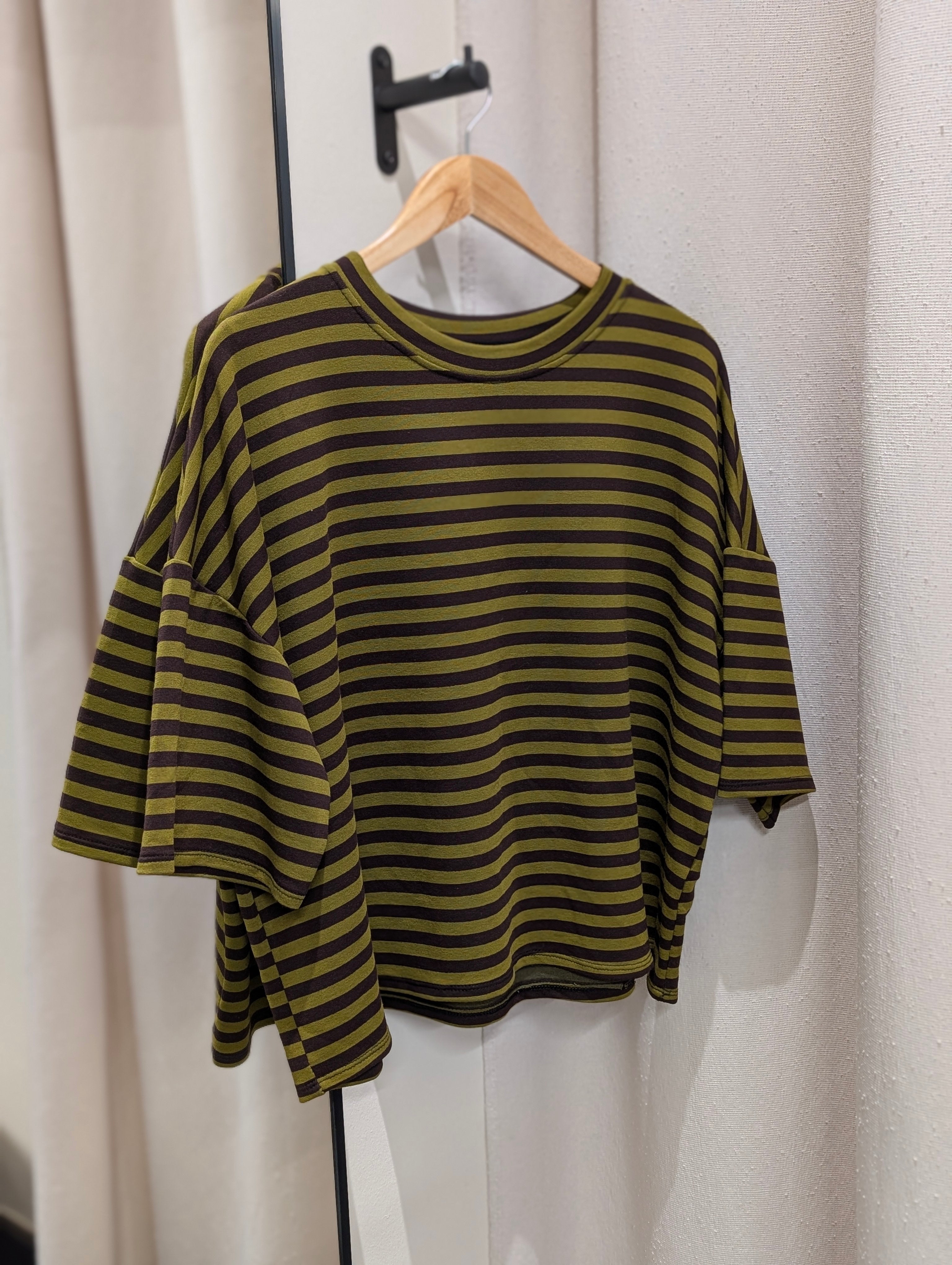 Oversized Striped Tee - Olive/Brown