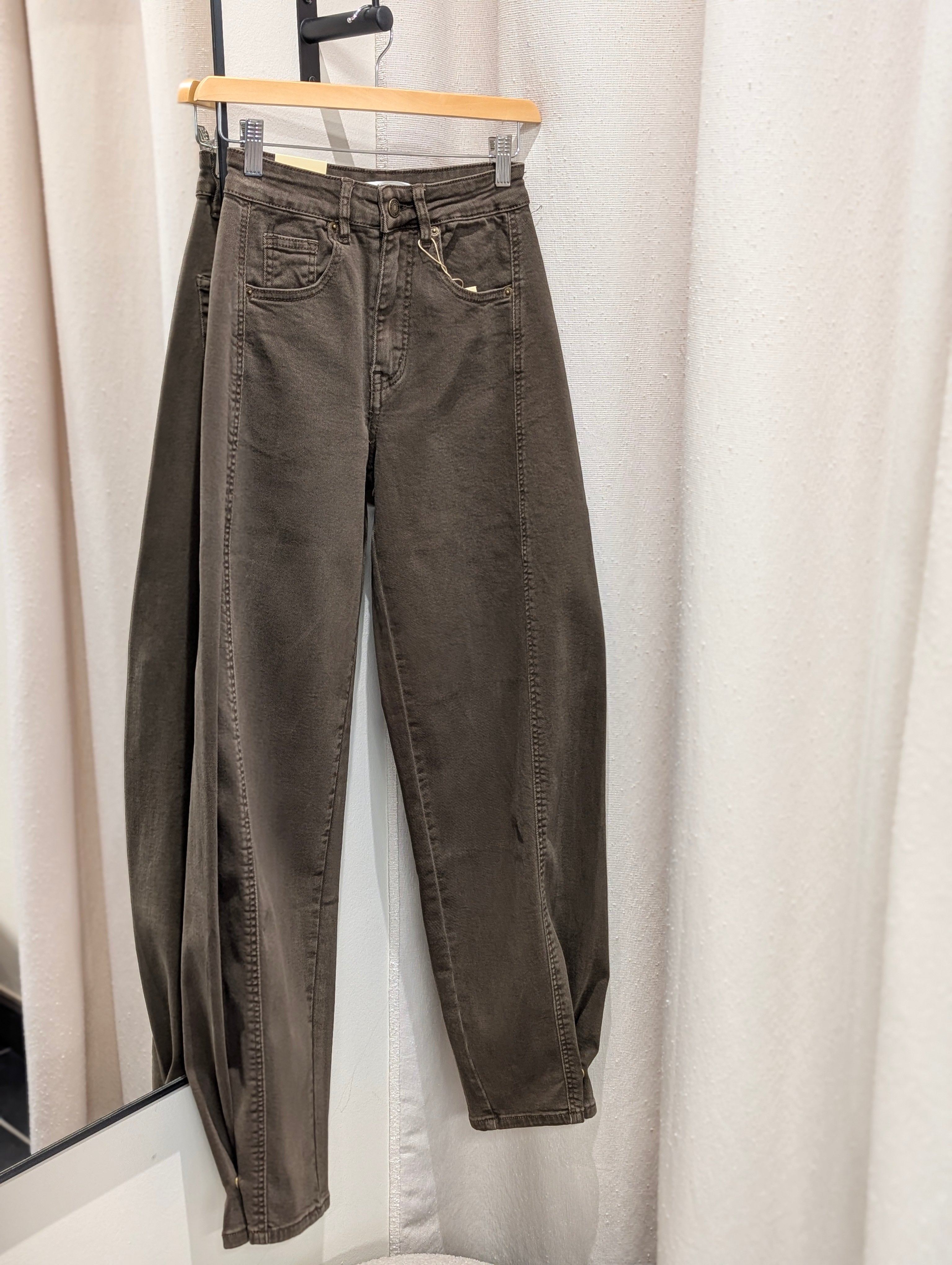 Adjustable Hem Barrel Jeans - Espresso