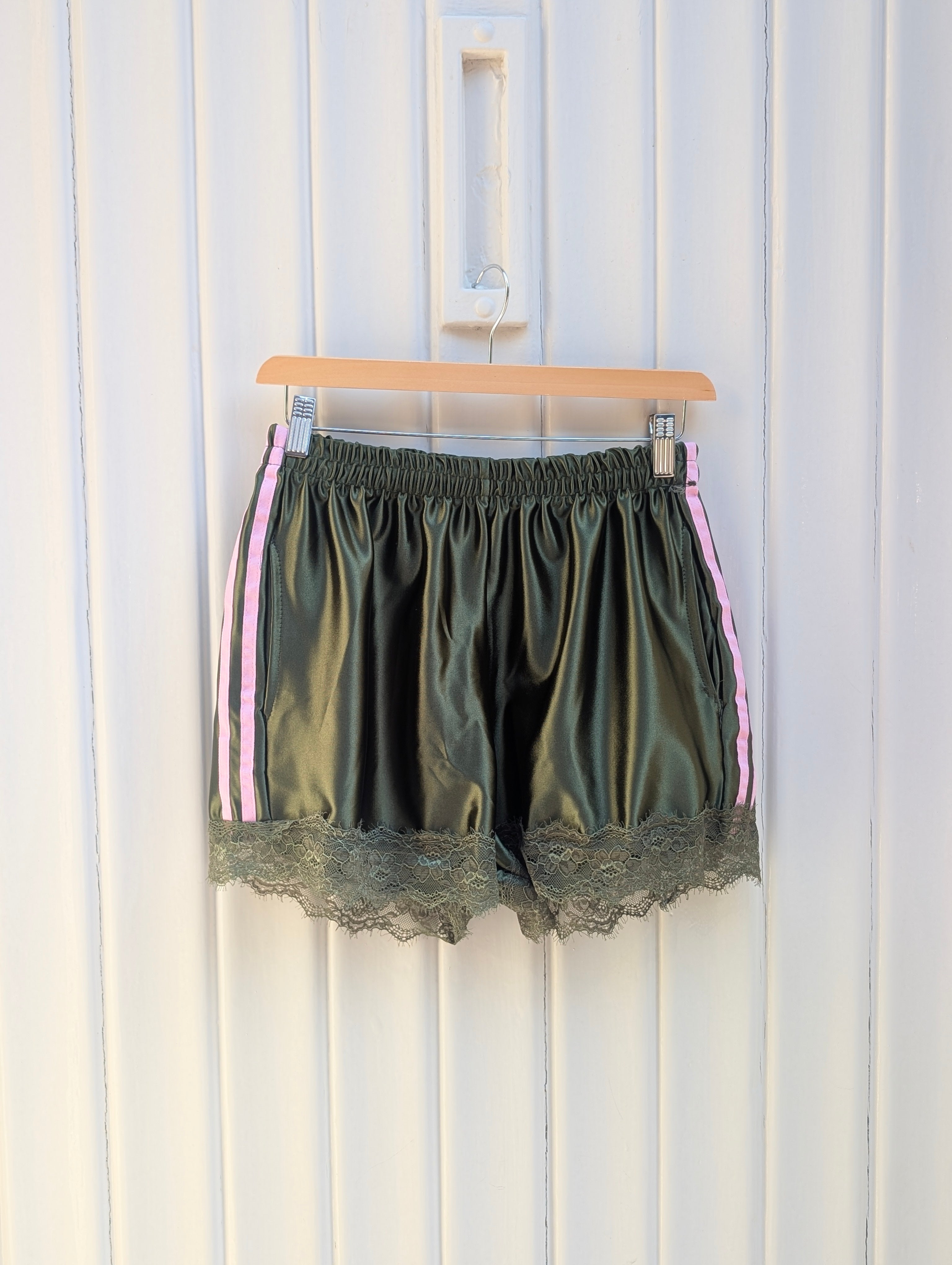 Not A Label Sporty Shorty - Green/Pink