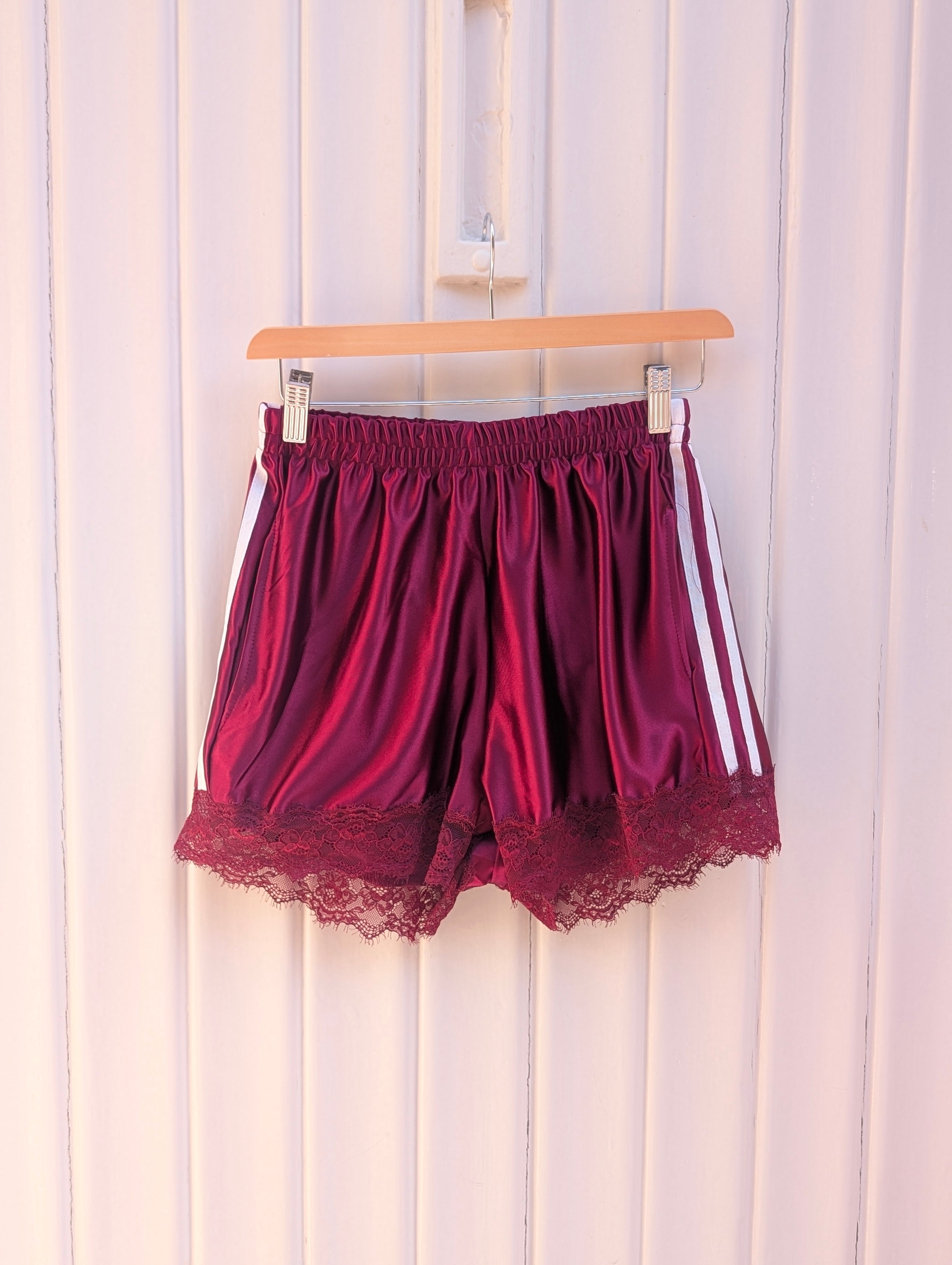 Not A Label Sporty Shorty - Bordeaux/White