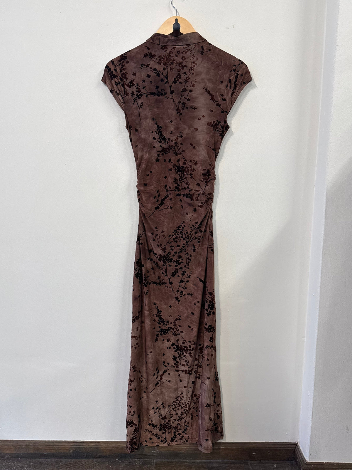 Tania Branch Detail Dress - Brown - Kubanna