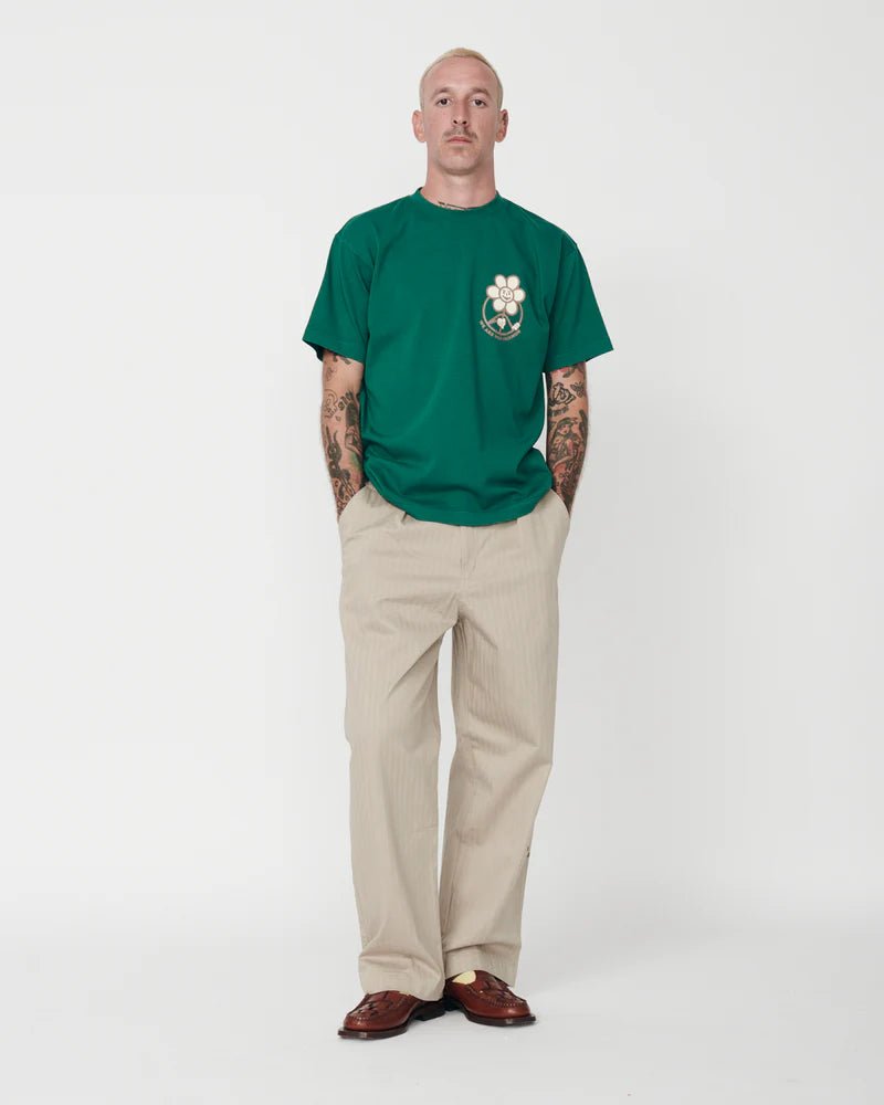 We Are Not Friends Daisy Greenland T-shirt - Green - Kubanna