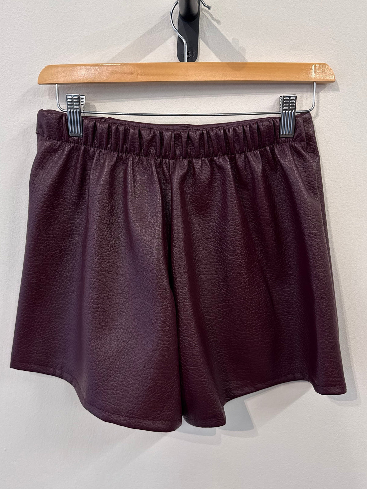 Wendy Faux Leather Skort - Bordeaux - Kubanna